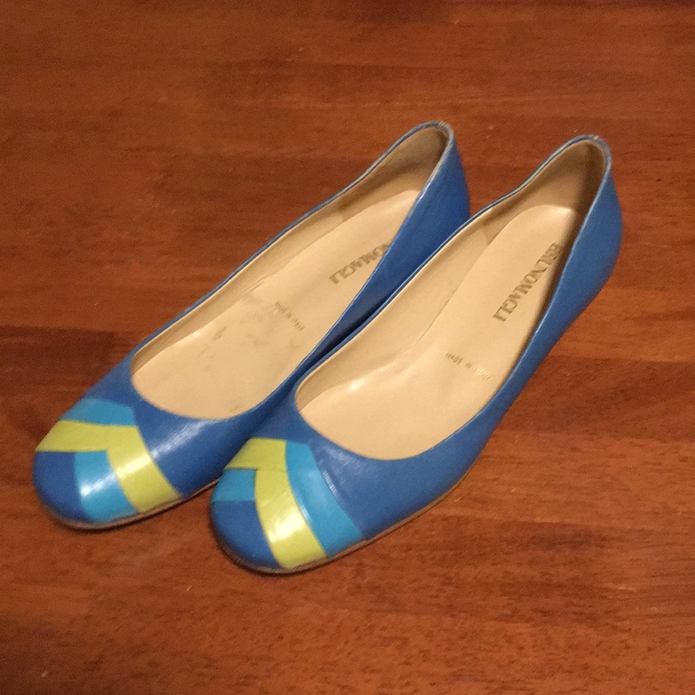 Turquoise lady shoes